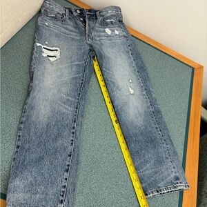 GAP, button down boyfriend jeans. Size 2/26R. Inseam 22".